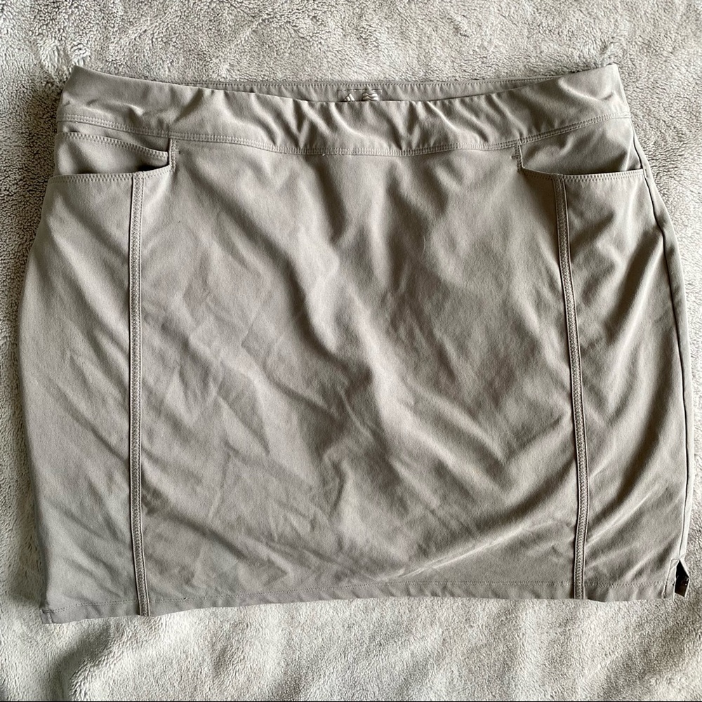 Adidas Gray‎ Golf Pickleball Tennis Athletic Skort Skirt Size XL
